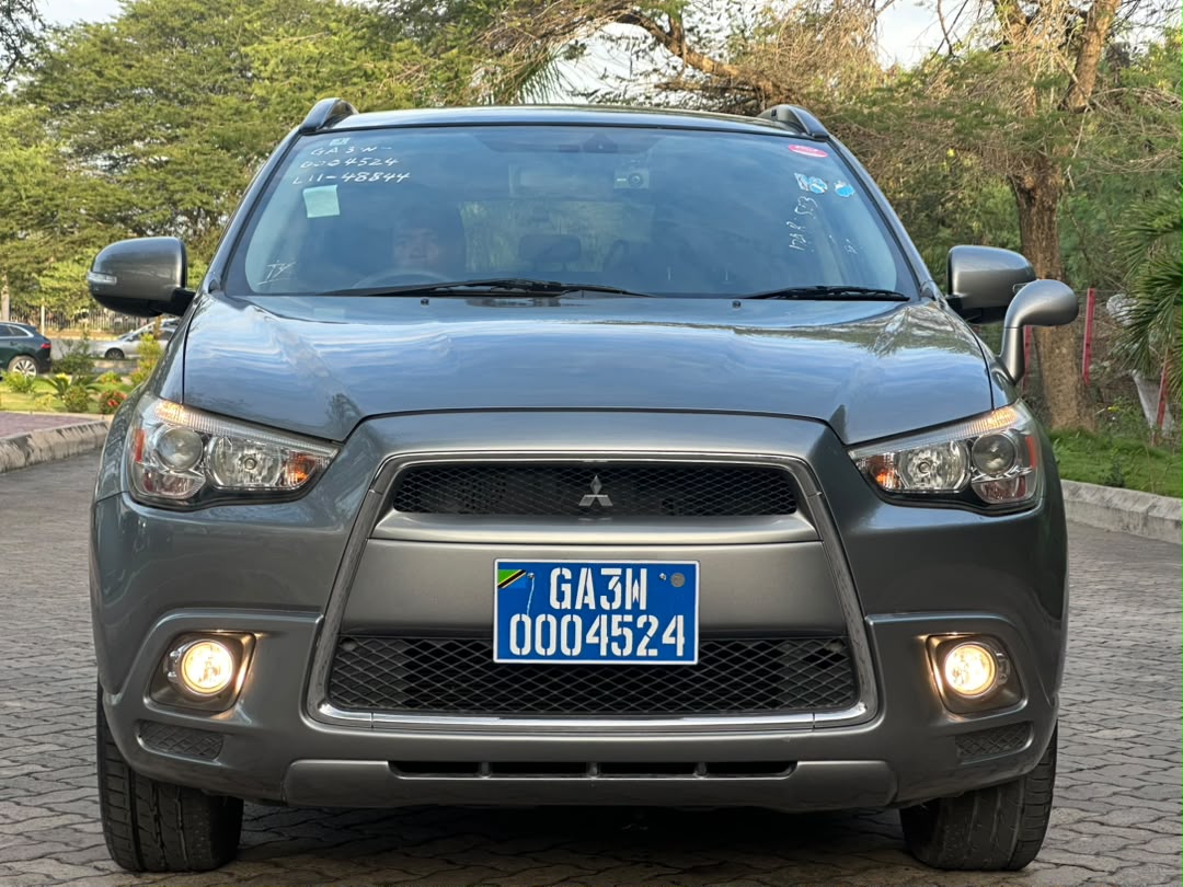 MITSUBISHI RVR